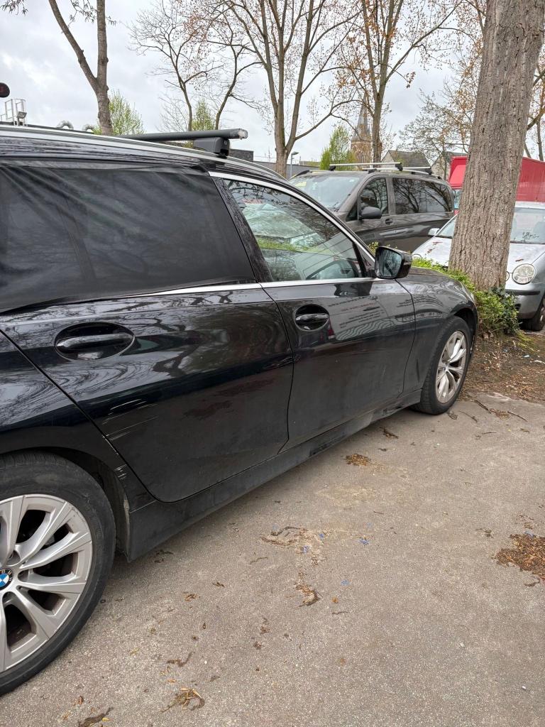 BMW 318i touring 2021 benzine, Auto's, BMW, USB, Zwart, Leder, 5 deurs