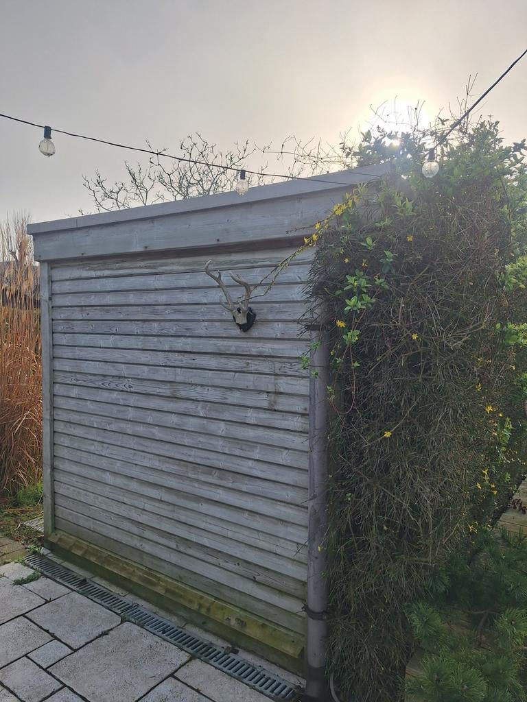 Tuinhuis / Opslagplaats voor hout/ Voederplaats voor dieren, Ophalen