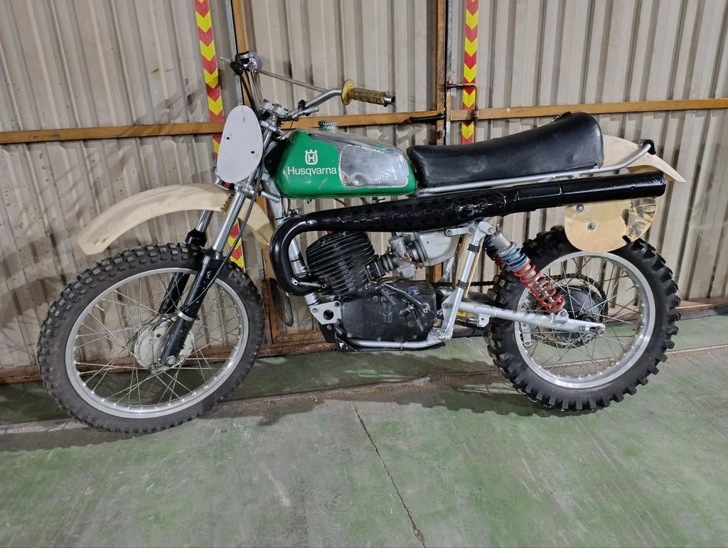 husqvarna 360 automatic 1976, Entreprise