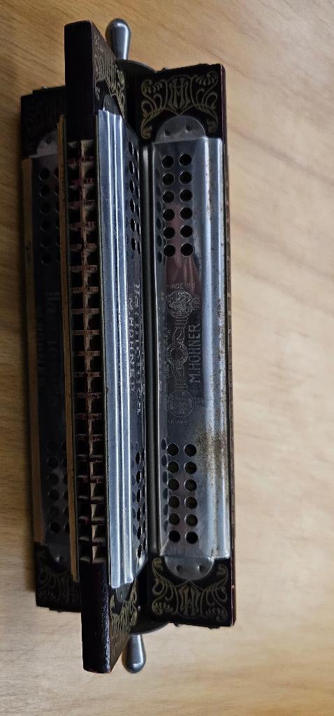 Zeldzame antieke 4 zijdige Tremolo harmonica M. Hohner., Enlèvement ou Envoi, Utilisé, Diatonique, Autres types