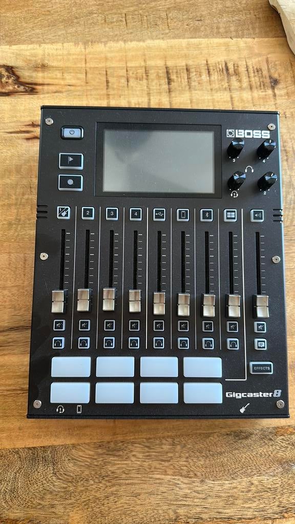 BOSS Gigcaster 8 console audio streaming podcast – état neuf, Muziek en Instrumenten, Mengpanelen, Ophalen, Nieuw