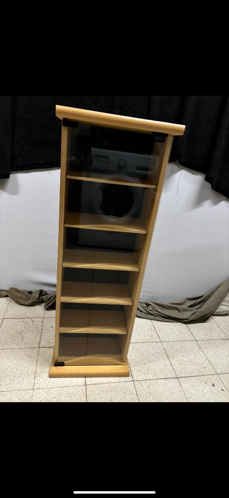 Meuble vitrine en bois, Enlèvement, Comme neuf