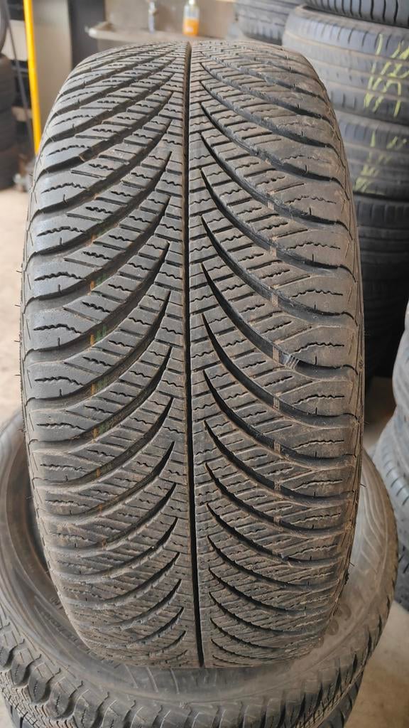 215/55r17 Goodyear 45€ per stuk met montage en balanceren, Ophalen
