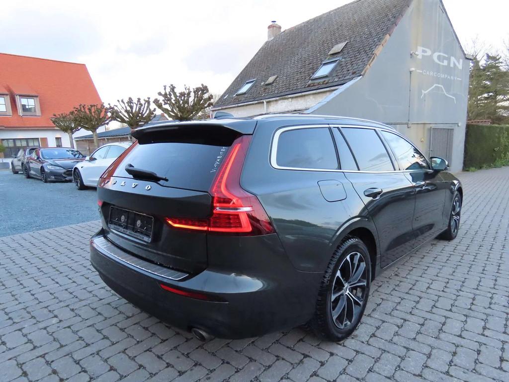 Volvo V60 V60 2.0 D3 Business Dynamic Edition Gear., Autos, Argent ou Gris, Achat, Entreprise, Noir