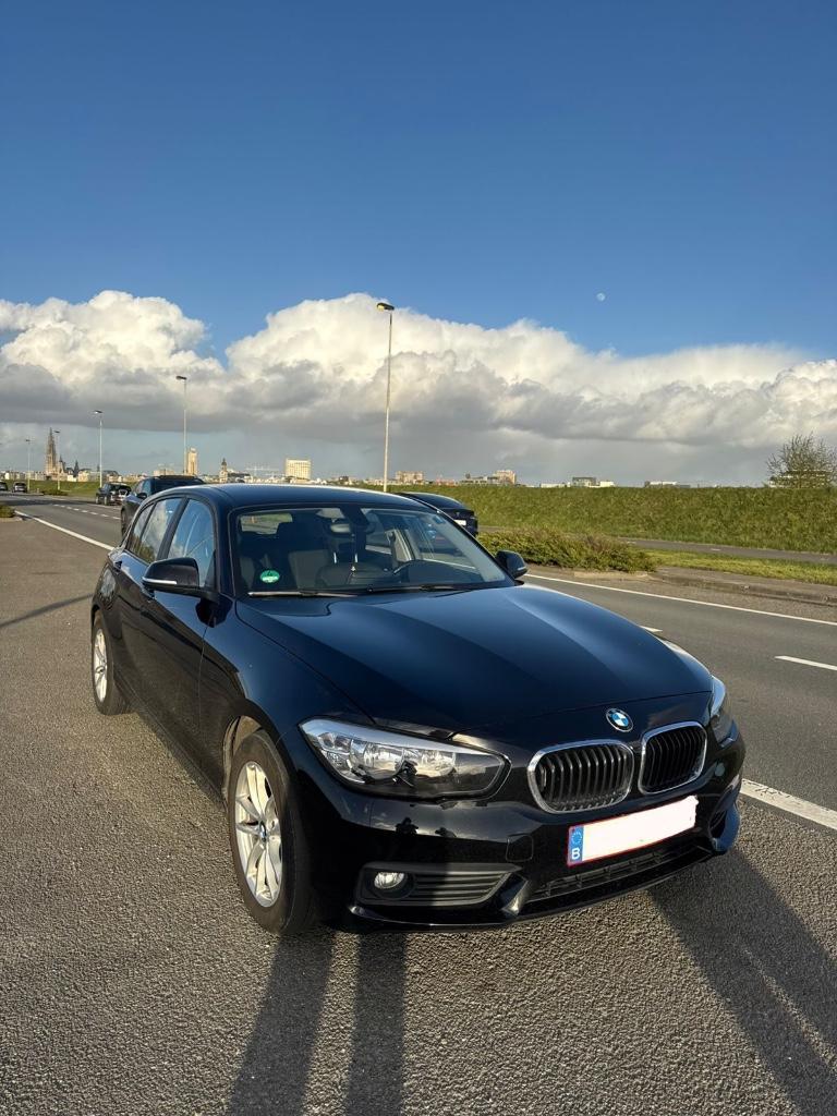 BMW 116d Automaat 2016 - Euro 6 - Goede staat, Auto's, Automaat, Zwart, Bedrijf, Diesel
