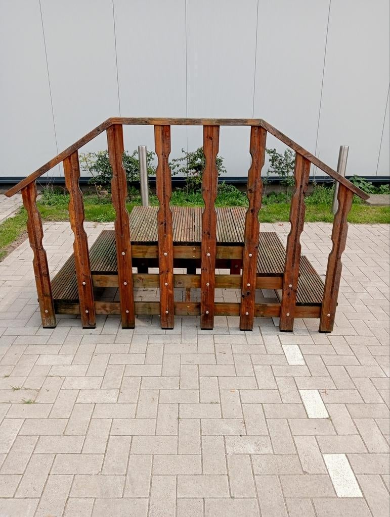 Houten trap, Ophalen