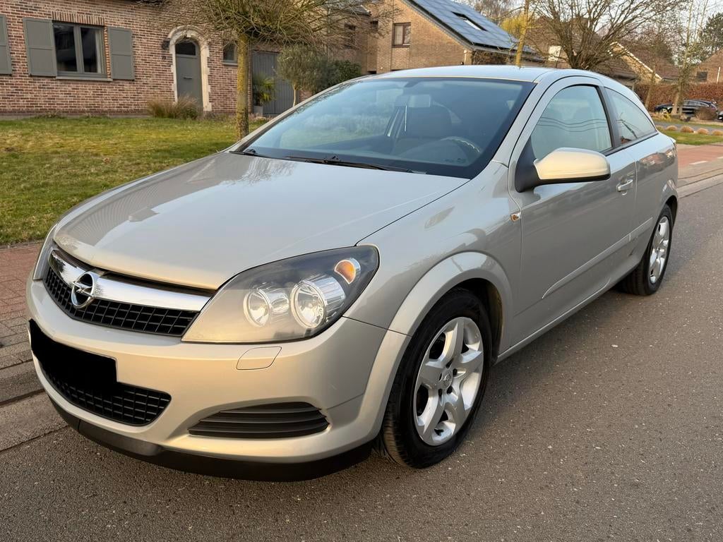 Opel Astra Gtc 1.4 Benzine In Zeer Goede Staat Met airco, Auto's, Opel, Particulier, Astra, Centrale vergrendeling, Te koop