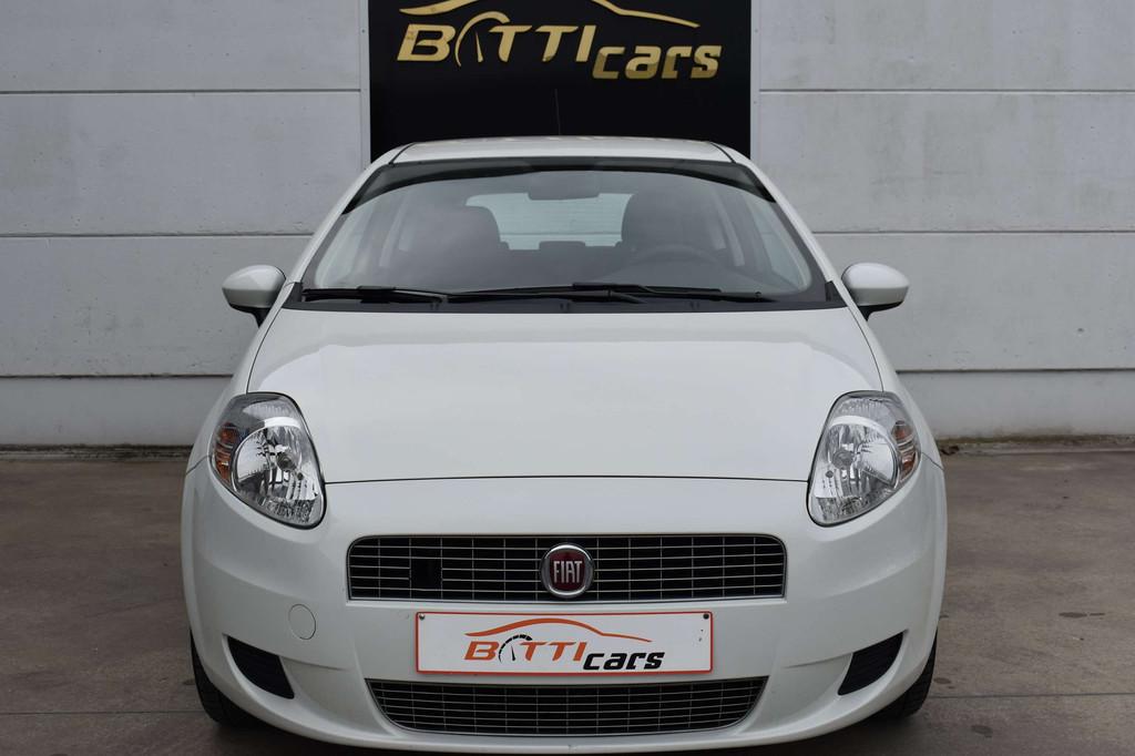 Fiat Punto 1.2i* Radio/CD* Airco* (bj 2009), Auto's, Fiat, Voorwielaandrijving, Stof, 4 cilinders, 48 kW