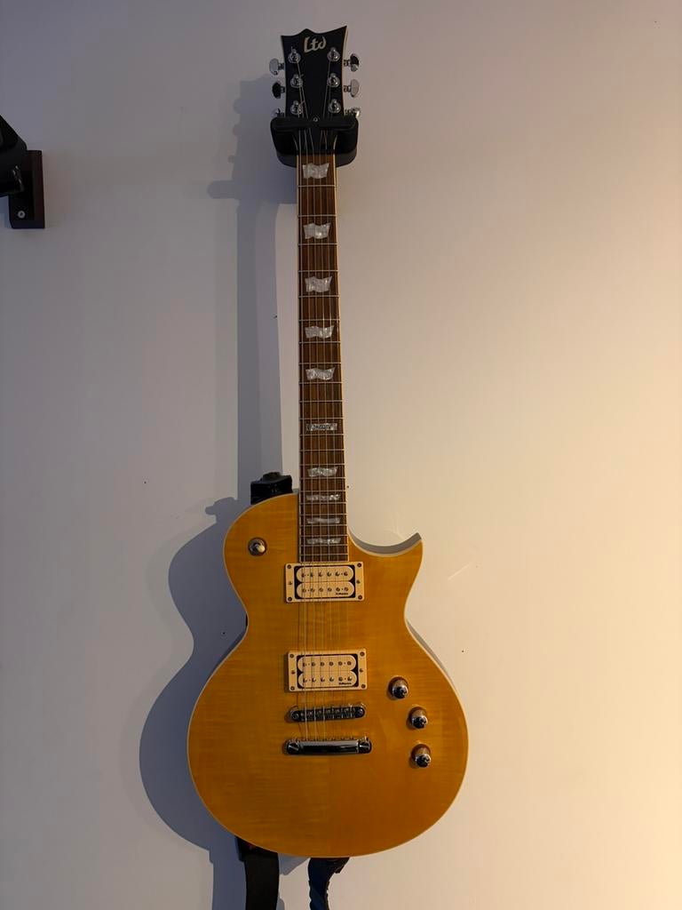 ESP LTD EC401VF, Muziek en Instrumenten, Ophalen, Zo goed als nieuw