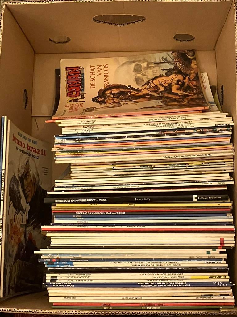 LOT Diverse Strips - 400 stuks, Boeken, Stripverhalen, Meerdere stripboeken, Ophalen, Gelezen