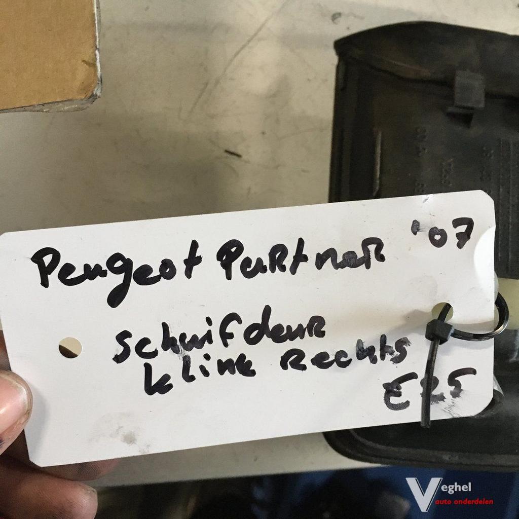 Peugeot Partner 2006  Schuifdeur Greep Klink Rechts, -, Utilisé, Porte, -