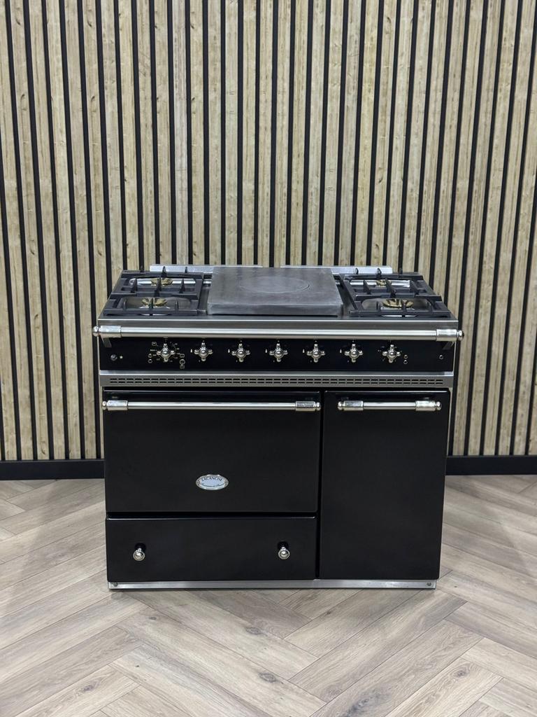 Luxe Lacanche Fornuis zwart Zeer Nette Staat + Hete Lucht