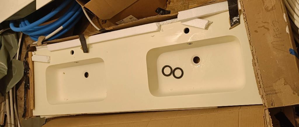 solid surface composiet wastafel 1.80m, Maison & Meubles, Salle de bain | Meubles de Salle de bain, Comme neuf, Lavabo ou Évier