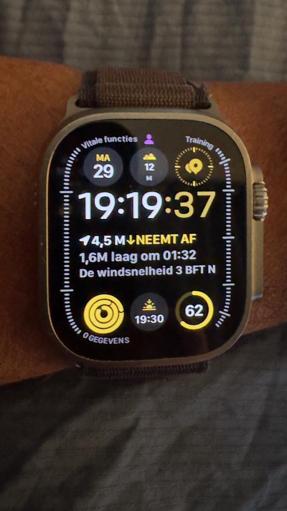 Apple Watch Ultra 1, Handtassen en Accessoires, Smartwatches, Ophalen, IOS, Zo goed als nieuw, Waterdicht