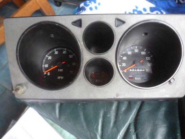 DATSUN 120 A:compteur et compte-tours +jauges, Envoi, Utilisé