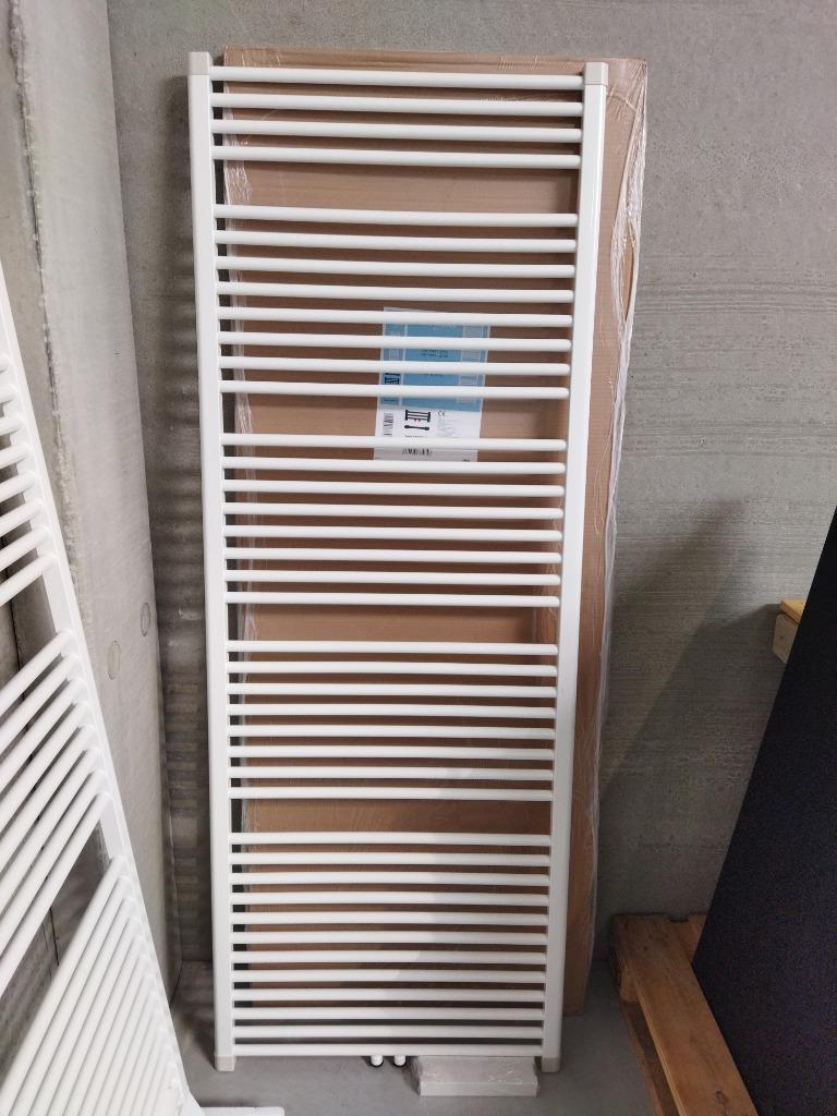 Radiateur sèche-serviettes initium H 1993 x L 737 / 1303 Wat, Bricolage & Construction, Enlèvement, Neuf, Radiateur