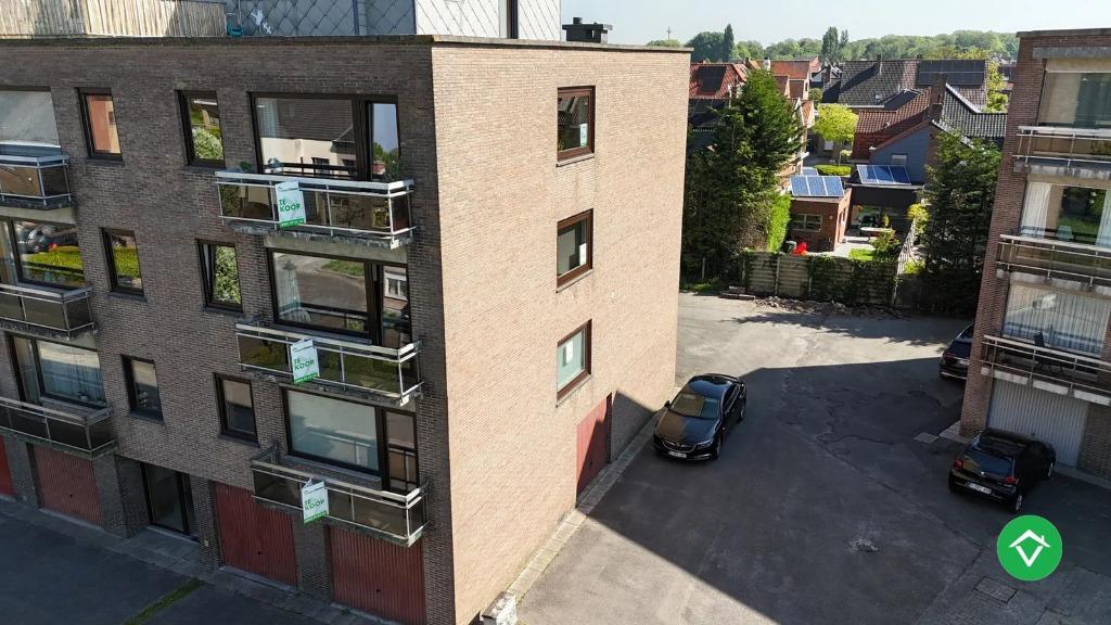 Rustig gelegen appartement met 2 slaapkamers te Assebroek, 85 m², 2 kamers, Provincie West-Vlaanderen, Appartement