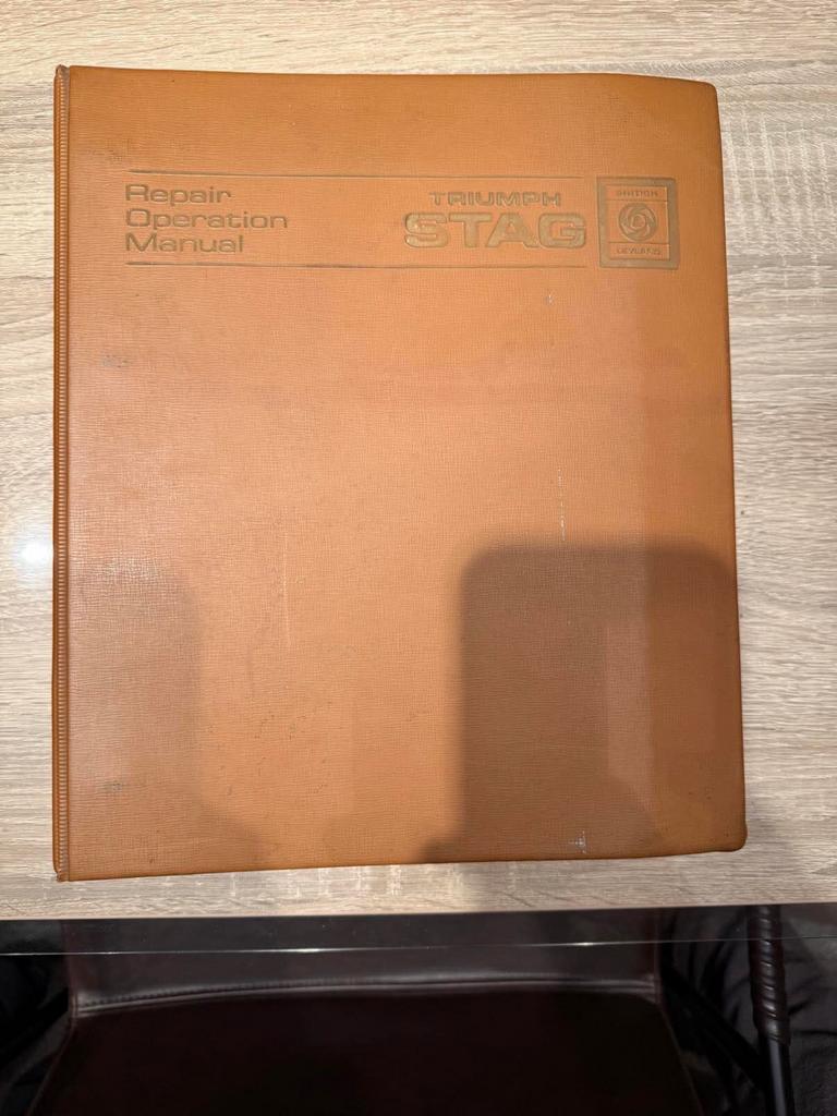 Manuel d'atelier Triumph Stag original néerlandais, Enlèvement, Comme neuf