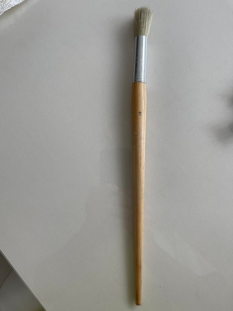 Nieuwe   ronde kwast met een houten handvat  metalen bus, Doe-het-zelf en Bouw, Verf, Beits en Lak, Ophalen of Verzenden, Zo goed als nieuw