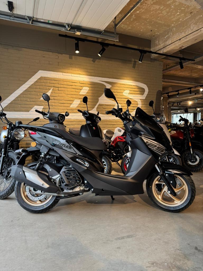 GTS Attitude 125cc scooter *Nieuw*, Motos, Scooter, Entreprise, 125 cm³, Permis Moto A1 minimum