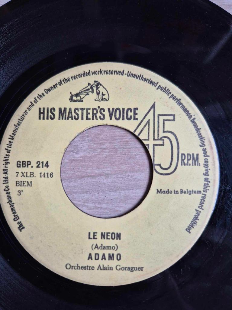 Singel Adamo, Enlèvement ou Envoi