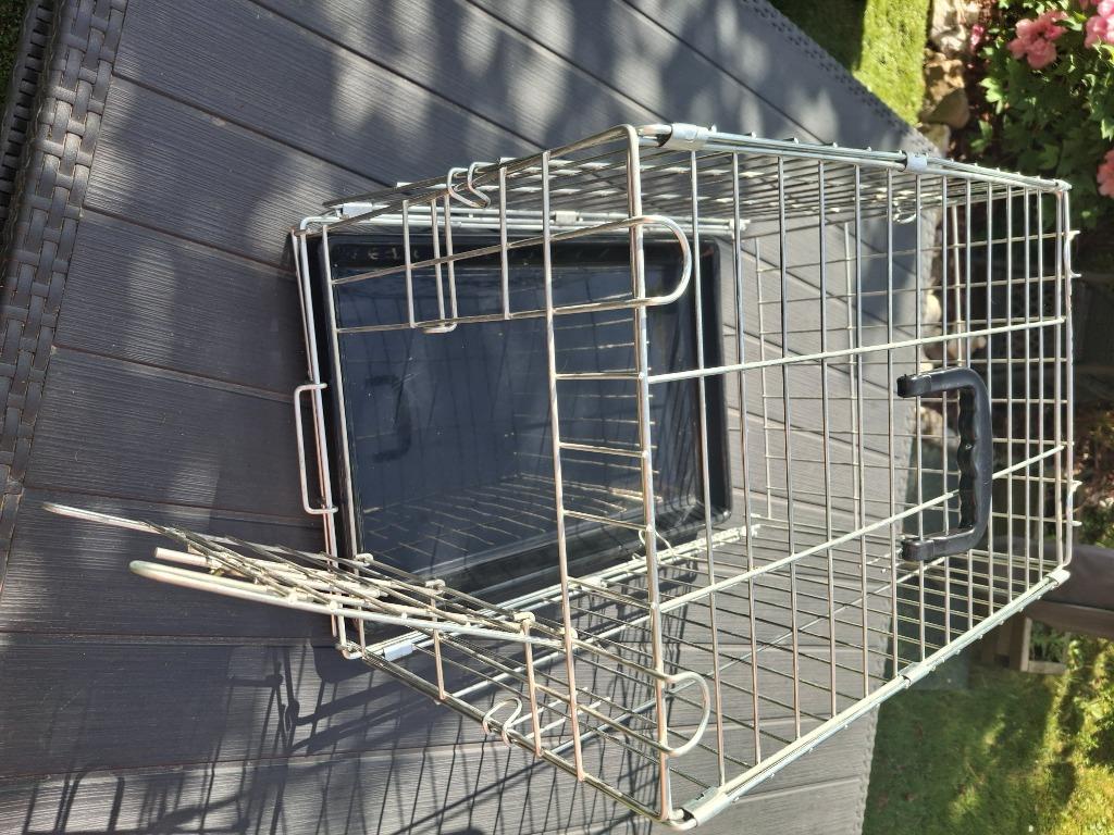 Cage  de transport, Enlèvement