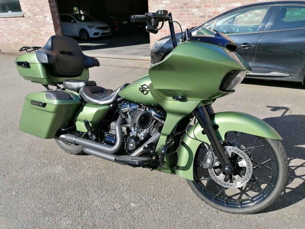 Harley Road Glide Spécial 114 (2020), Motos, Particulier