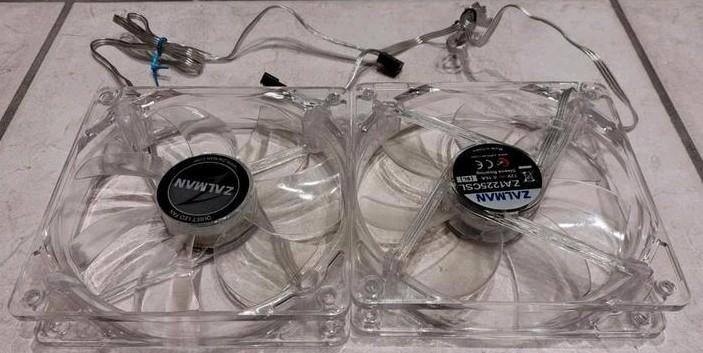 Ventilateurs 12cm +led  3pins  pas hyper silencieux mais ok., Enlèvement ou Envoi