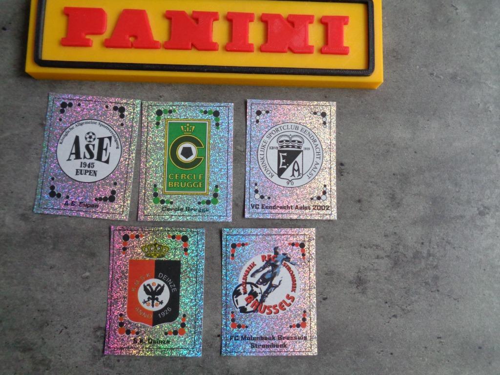 LOT DE 5 BADGES DE FOOTBALL AUTOCOLLANTS PANINI FOOTBALL 200, Envoi