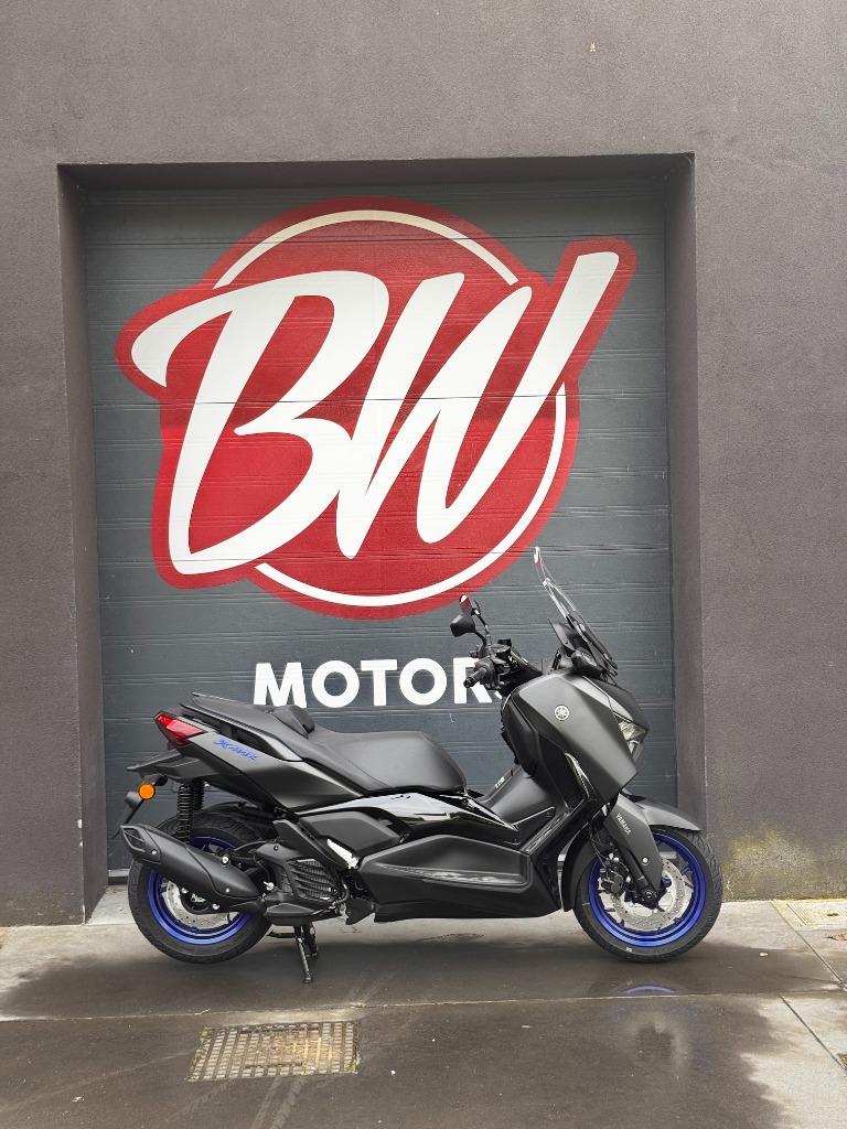-Yamaha XMAX 125 Icon Black @BW Motors, Scooter, Bedrijf, 125 cc, 11 kW of minder