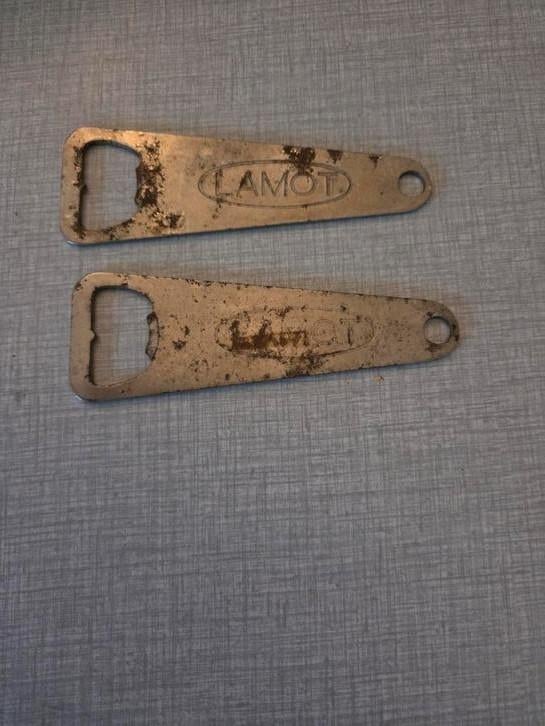 2 x ouvre-bouteille Lamot, Collections, Enlèvement ou Envoi, Utilisé, Ouvre-bouteille