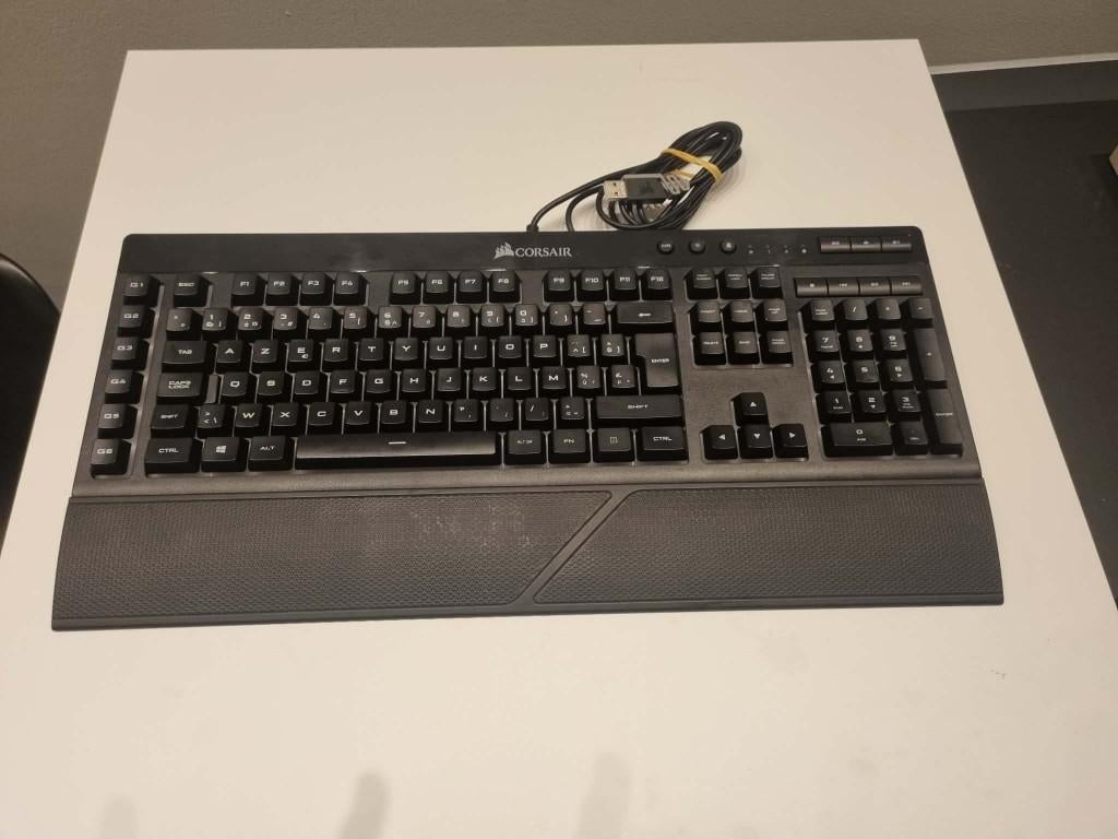 Corsair K55 RGB Gaming Toetsenbord - azerty, Computers en Software, Ophalen of Verzenden, Zo goed als nieuw