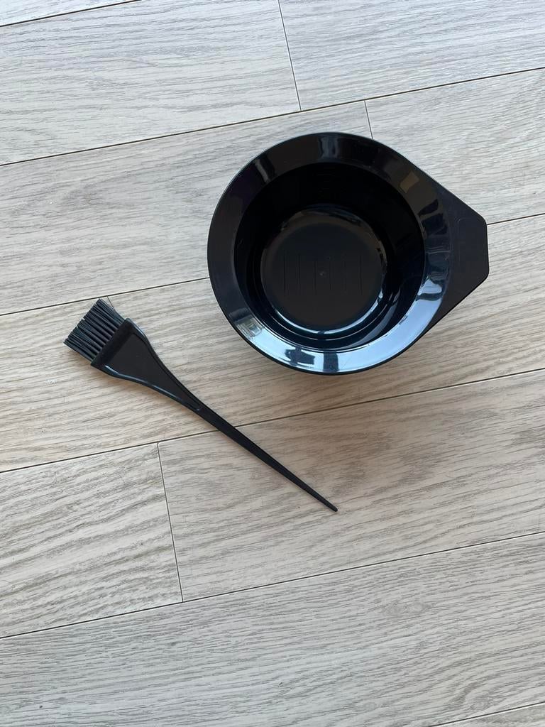 Haarverfset: verbakje (eco) en tinting brush, Ophalen of Verzenden, Zo goed als nieuw, Kam of Borstel