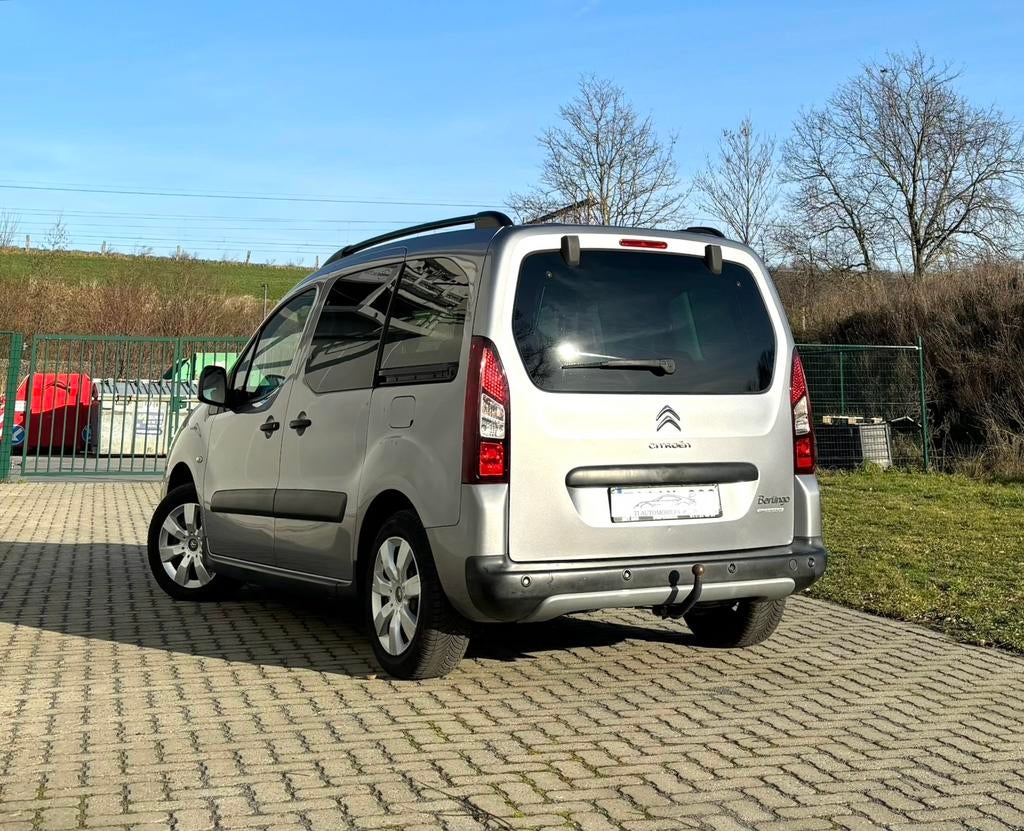 CITROEN BERLINGO 1.2i  2017, Autos, Achat, Entreprise, Berlingo, Essence