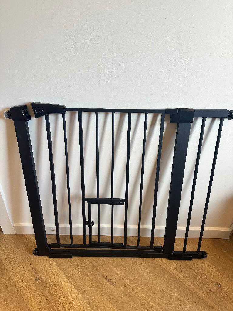 2 identieke Traphekjes  75-102 cm comomy, Kinderen en Baby's, Traphekjes, Ophalen, Aluminium, 100 tot 115 cm, Zo goed als nieuw