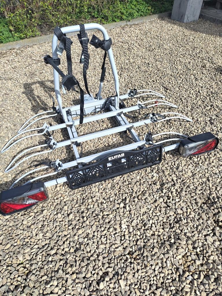 Porte-vélos Eufab, Autos : Divers, Porte-vélos, Support d'attelage, 3 vélos ou plus, Comme neuf, Enlèvement