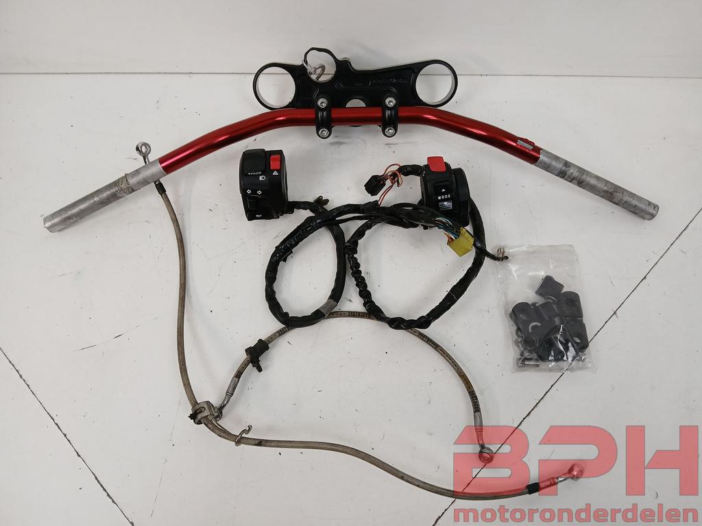 Superbike kroonplaat + stuur Suzuki GSX-R 600 750 L1 L2 L3 L, Motoren, Onderdelen | Suzuki, Gebruikt, Ophalen of Verzenden