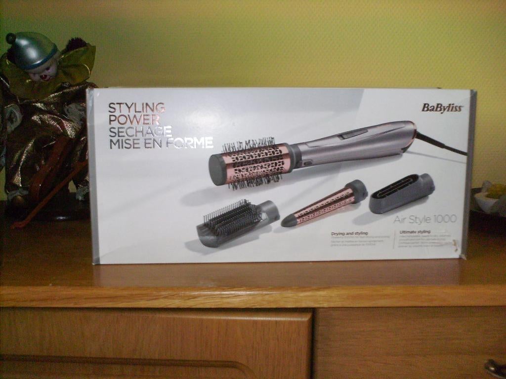 a vendre sèche cheveu, Bijoux, Sacs & Beauté, Enlèvement ou Envoi, Neuf, Sèche-cheveux