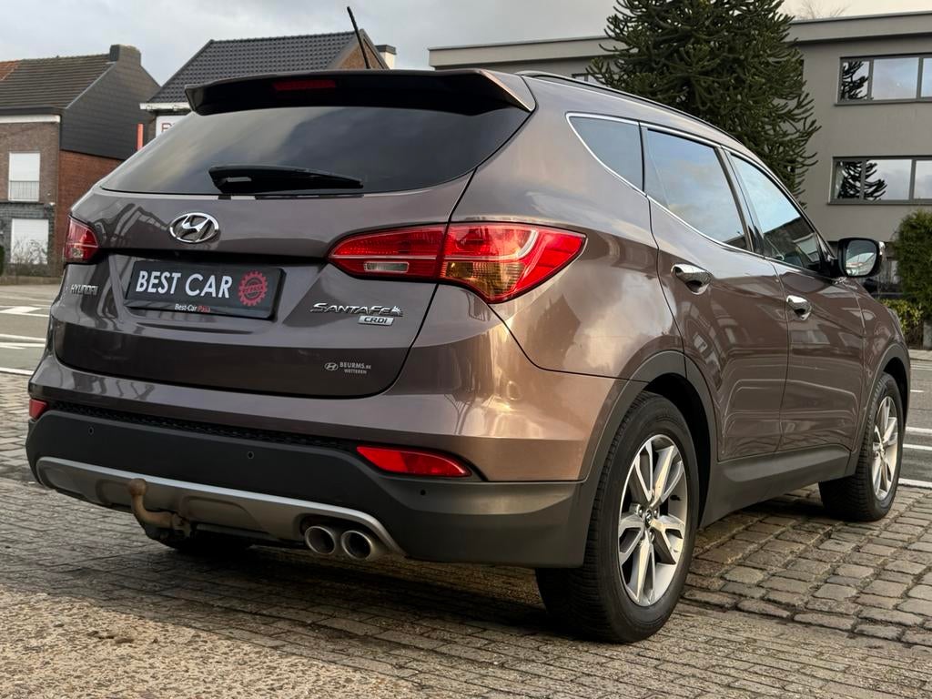 Hyundai Santa Fe 2.0CRDi * Euro6, Auto's, Hyundai, Santa Fe, 4 cilinders, Bruin, Leder