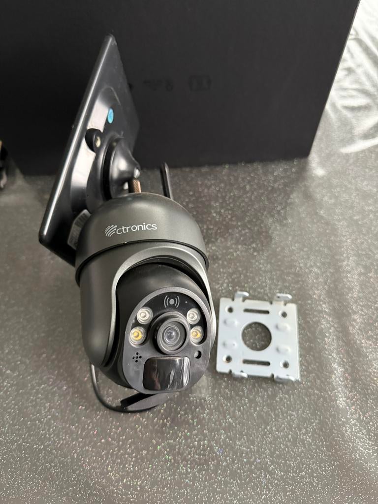 Caméra ctronics solaire, Ophalen, Gebruikt