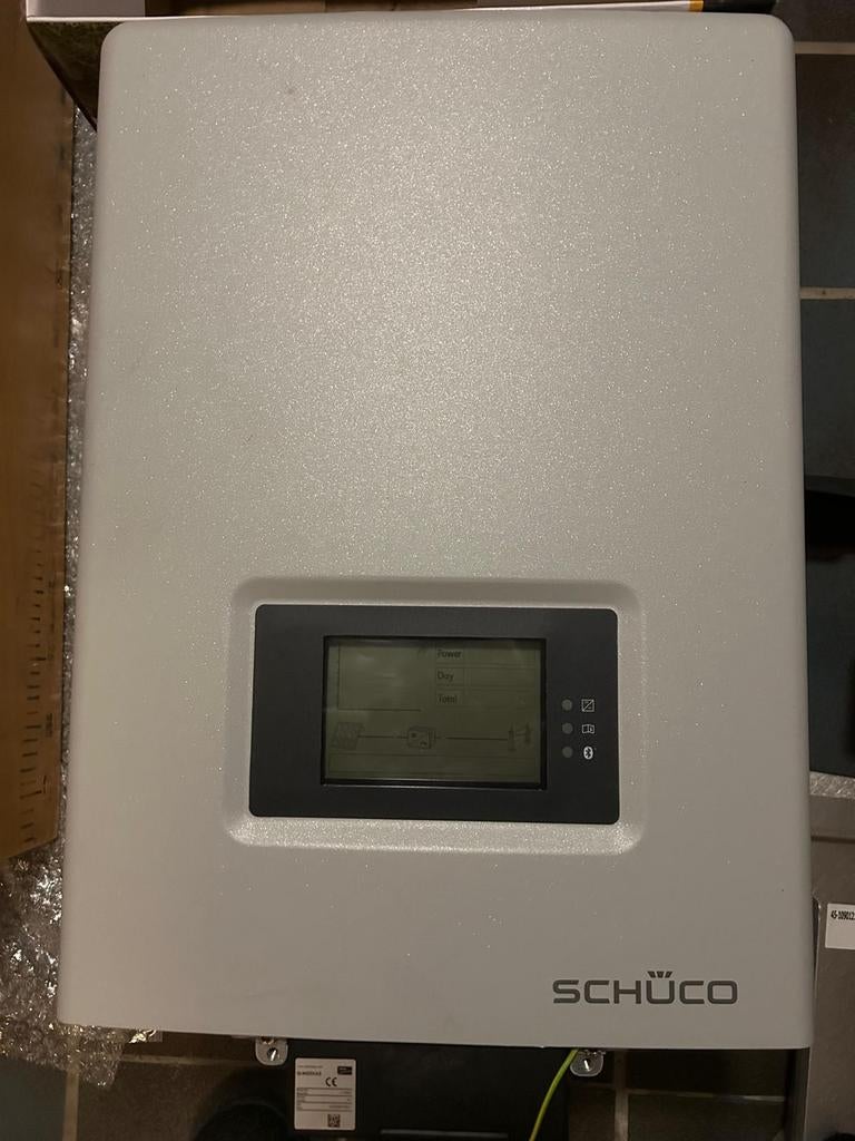Schuco 2x 2500 Watt omvormers, Ophalen