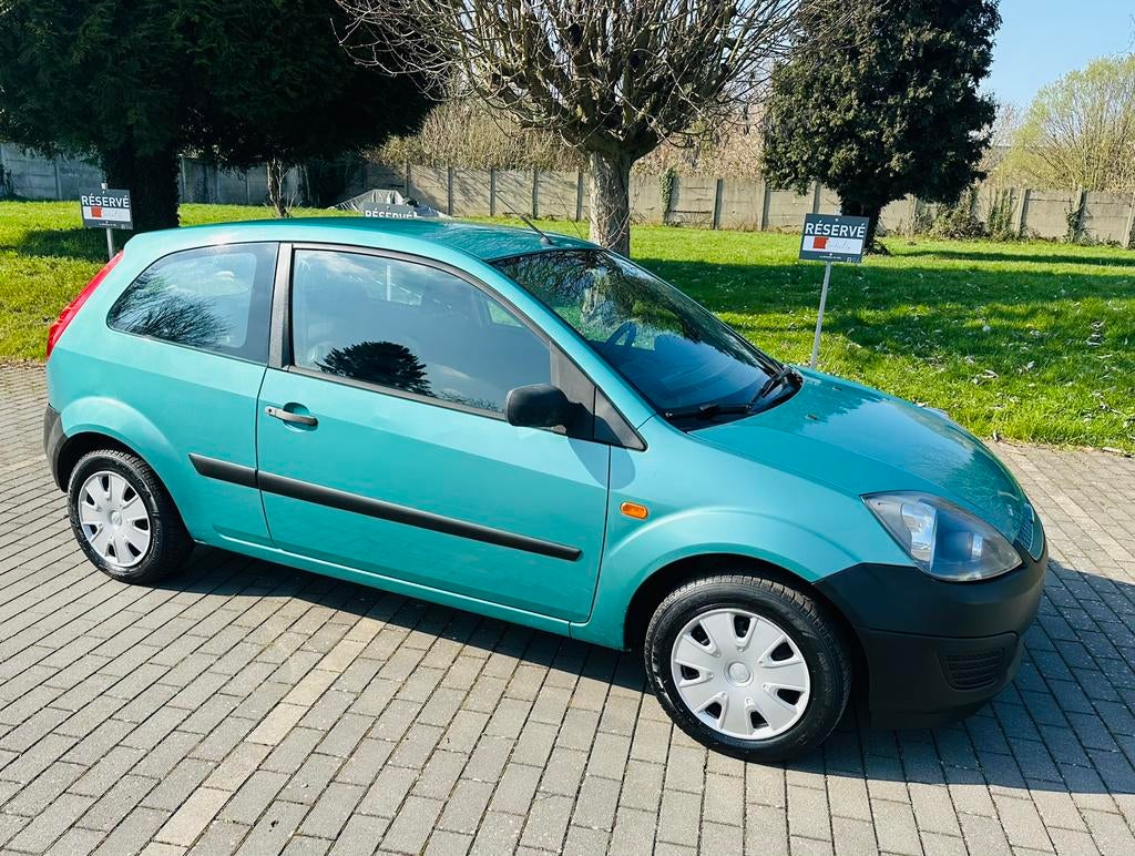 Klaar om in te schrijven met autopas en onderhoudsboek, Auto's, Ford, Wit, Handgeschakeld, Particulier, Fiësta