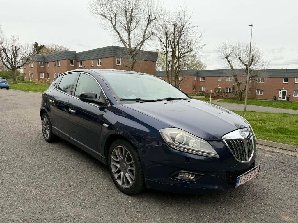 Lancia Delta 1.6 multijet Boite automatique / 2011 euro5, Autos, Lancia, Euro 5, Achat, Autres couleurs, 5 portes