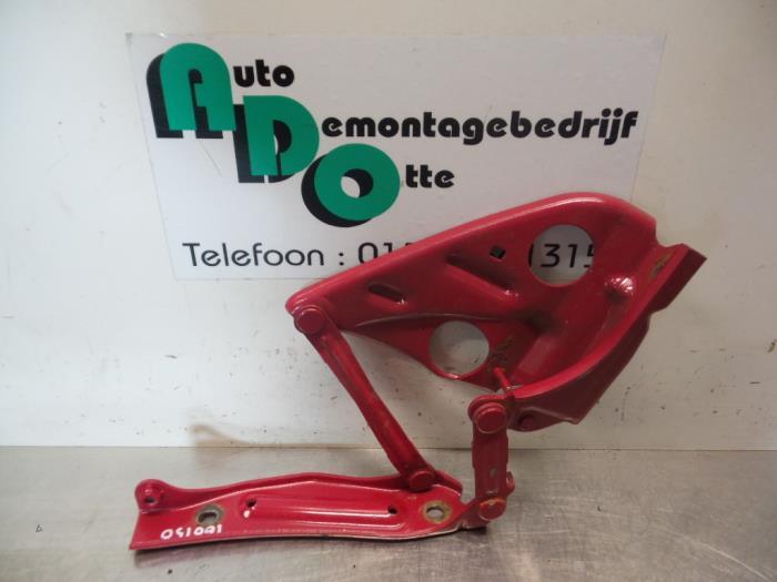 Couvercle coffre charnière d'un Honda CRX (CRX Targa 92-), Honda, -, 3 mois de garantie, Utilisé