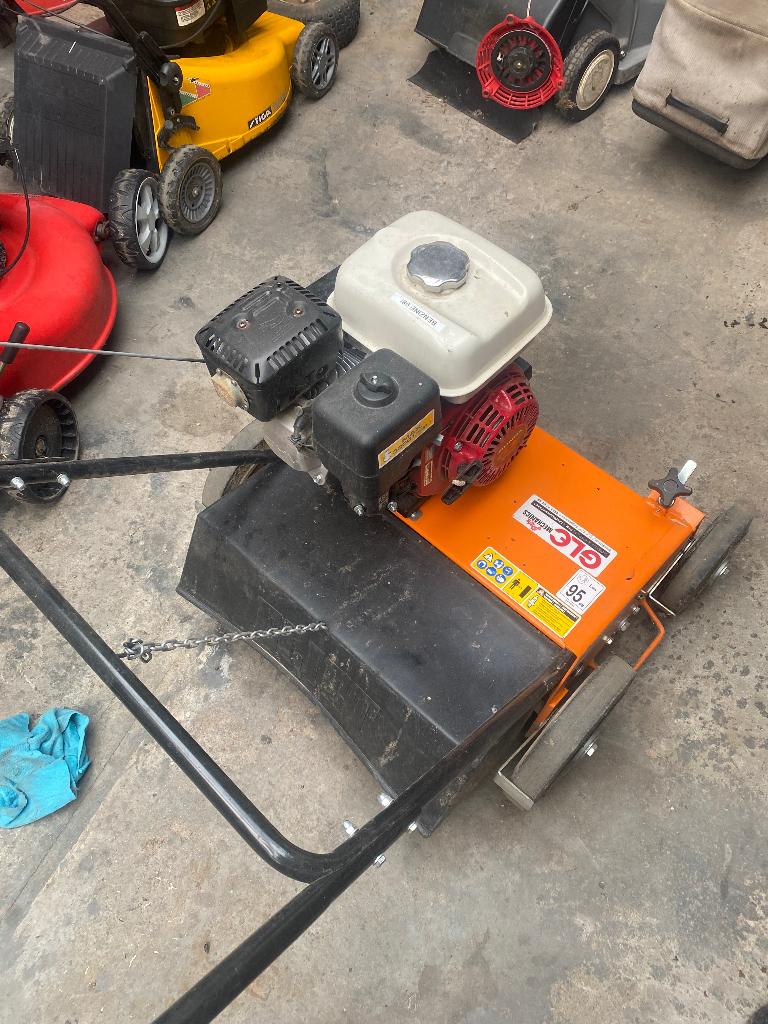 Verticuteerder, Tuin en Terras, Verticuteermachines, Ophalen, Zo goed als nieuw, Benzine, Eliet