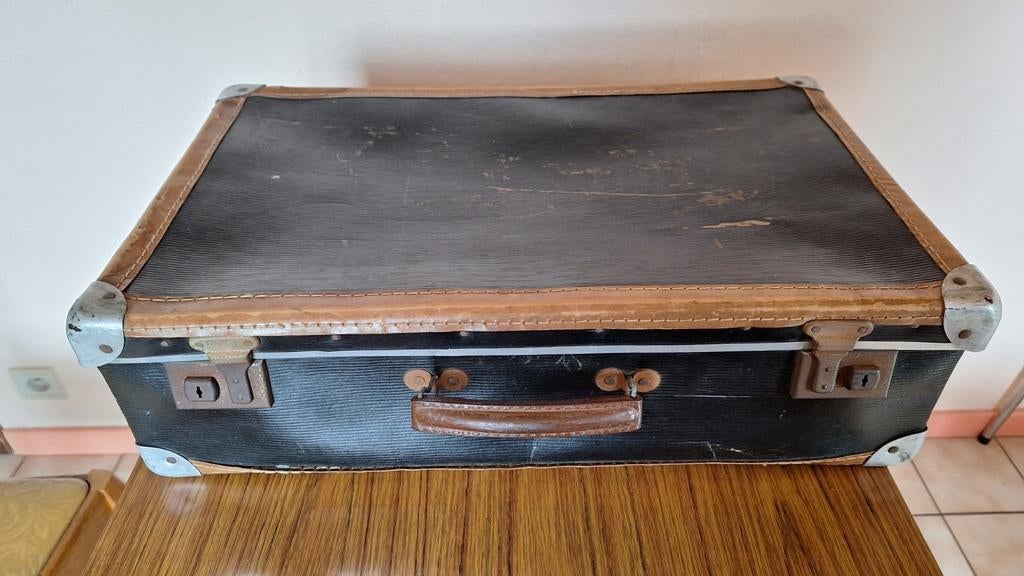 Antieke valies koffer 60x38x18 cm in redelijk goede staat, Ophalen