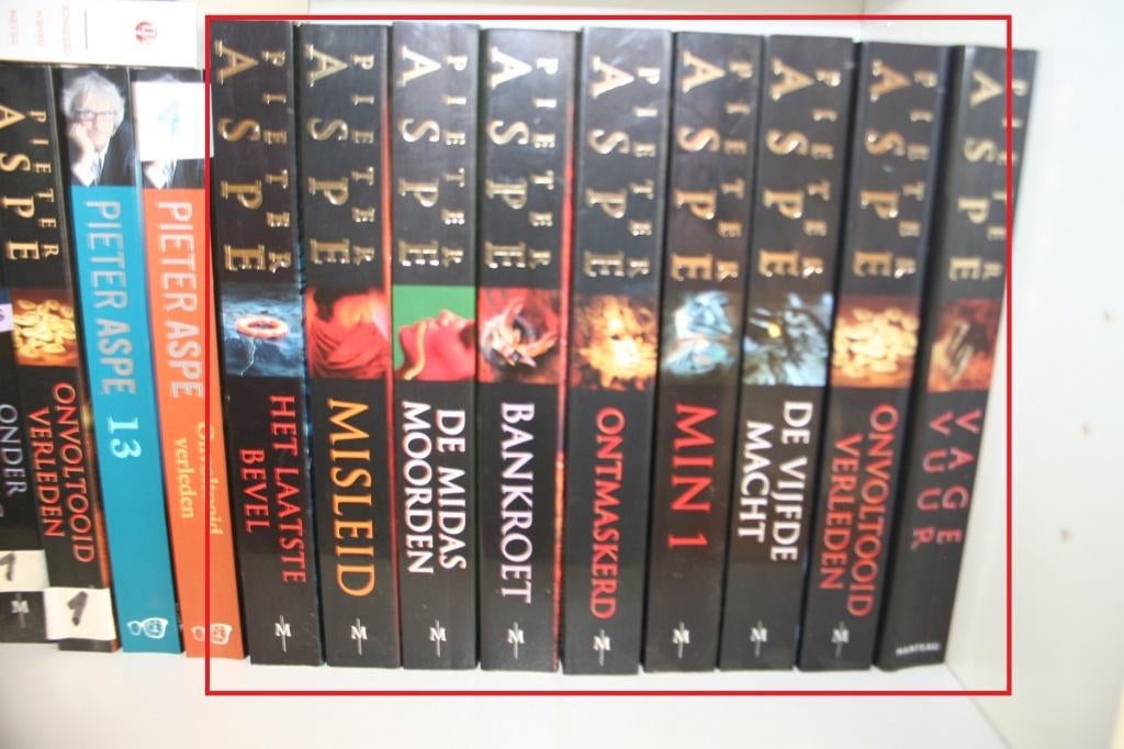 Collectie boeken Pieter Aspe, Ophalen