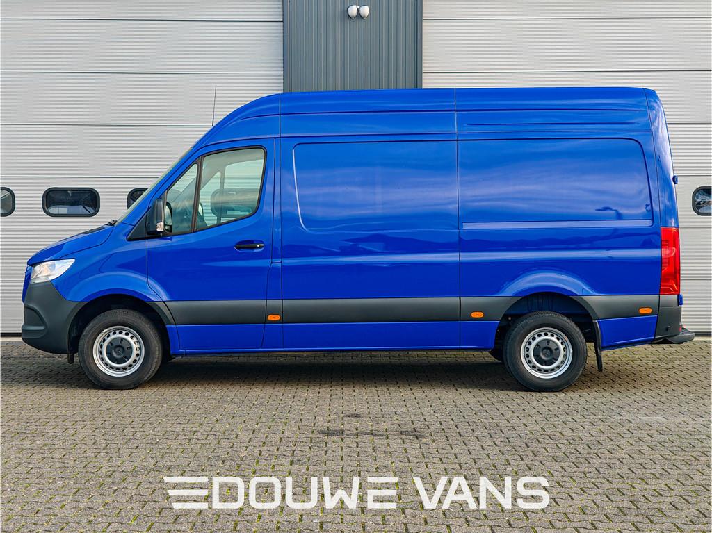 Mercedes-Benz Sprinter L2 H2 Automaat 315 BLAUW MBUX DAB Tre, Auto's, Bestelwagens en Lichte vracht, Automaat, Achterwielaandrijving