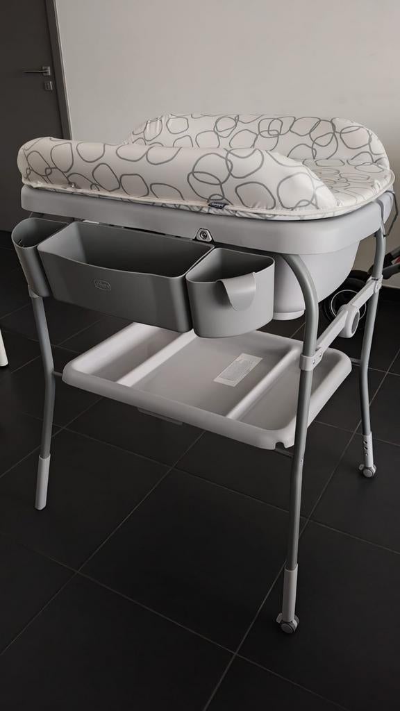 Chicco Cuddle & Bubble Verzorgingstafel met badje, Ophalen, Badje