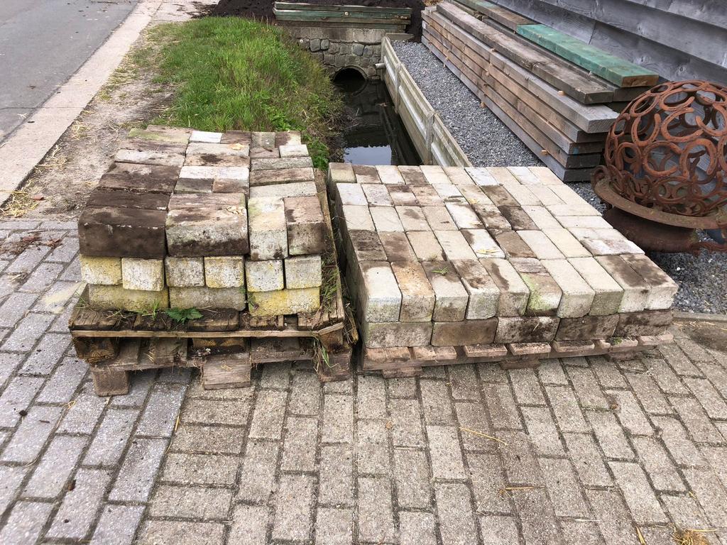 Betonklinkers gratis, Enlèvement